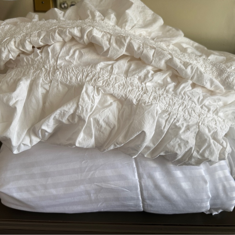 PB Love Shack Fancy White Ribbon Bedding
Twin XL with Duvet Insert